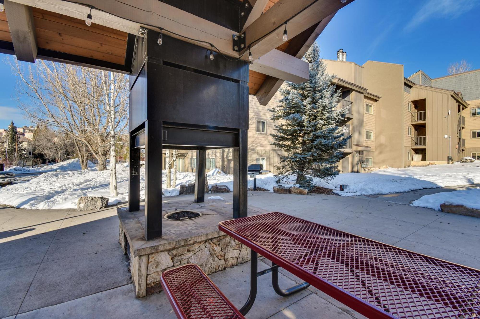 Central Steamboat Condo Outdoor Hot Tub And Pool! Стимбот Спрингс Экстерьер фото